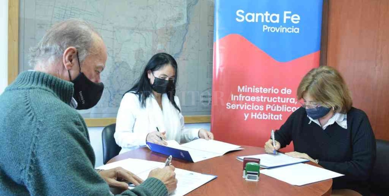 Firman acuerdo por 10 viviendas en Villa Guillermina