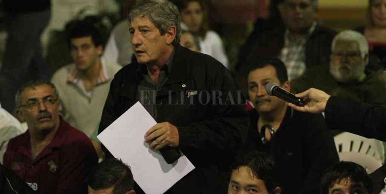 Lovaisa ratificó el informe de la comisión auditora