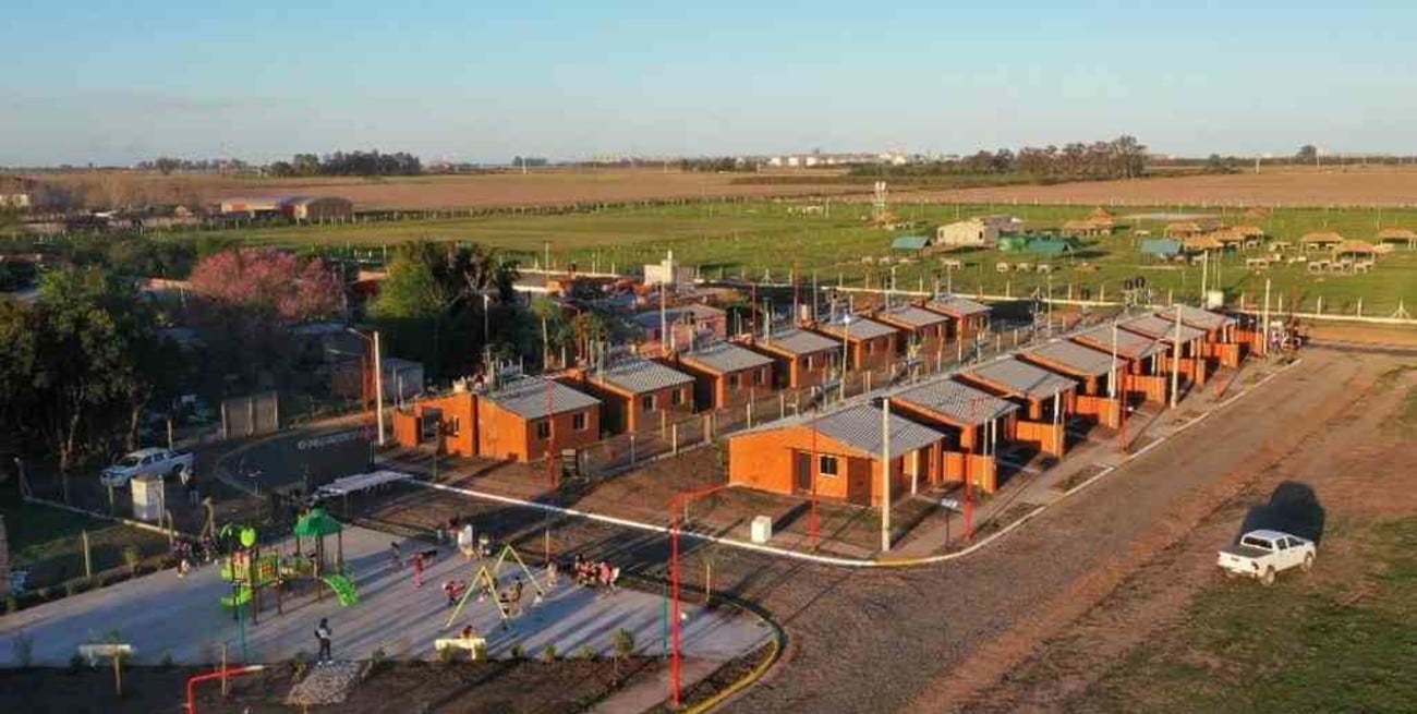 La Comuna de Timbúes entregó un plan habitacional de 14 viviendas
