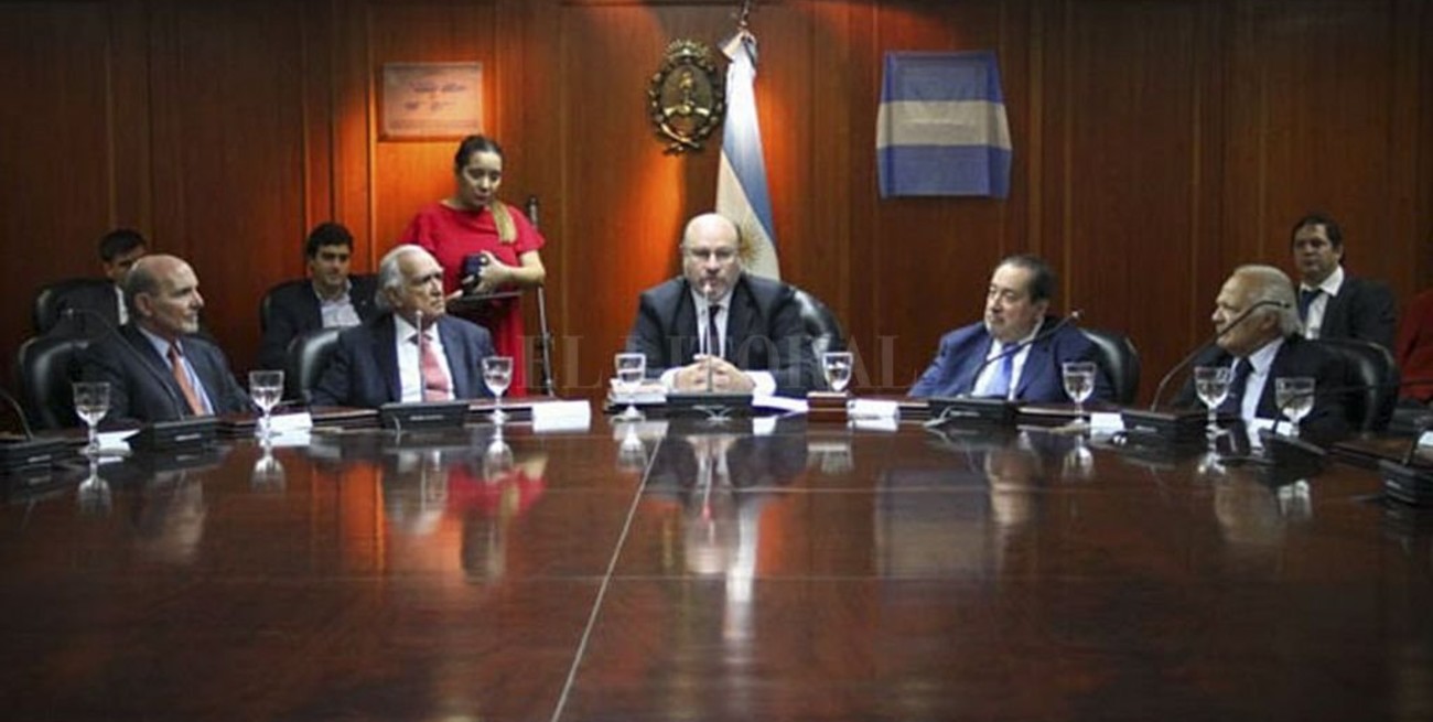 Reconocimiento a los jueces que condenaron a las juntas militares