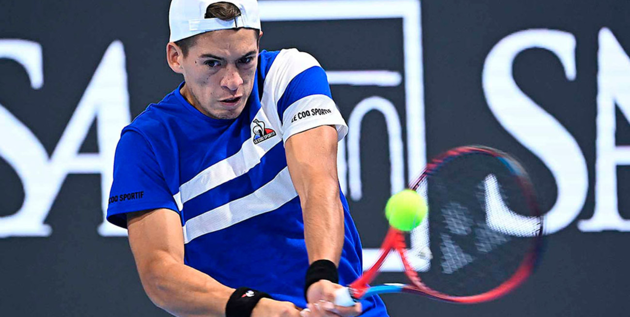 Cerúndolo y Báez disputan se segundo juego en el Next Gen Finals