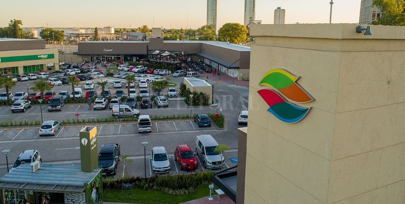 Puerto Plaza cumple su primer aniversario