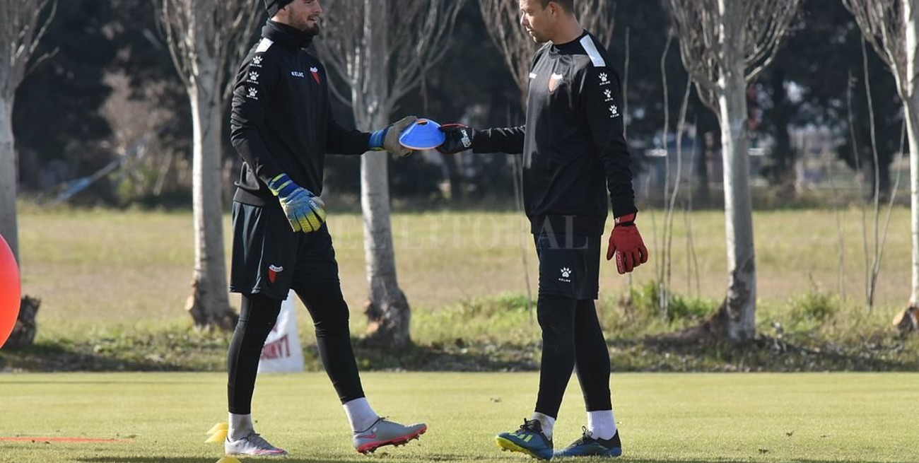 Colón quiere hacer "Chicco" el arco del campeón ante River