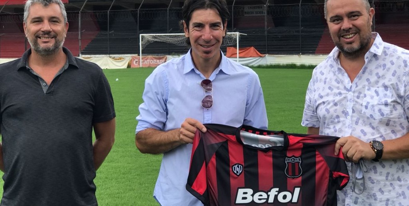 Gastón Esmerado será el nuevo DT de Defensores de Belgrano