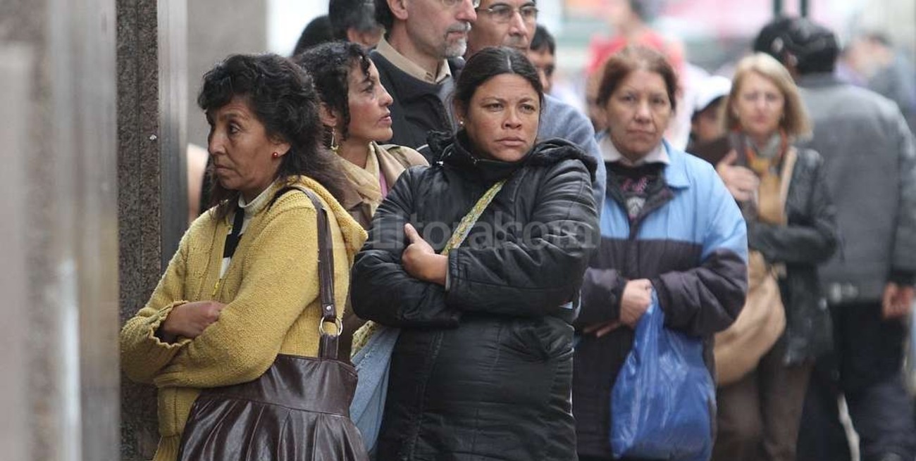 Un pedido para que los cajeros tengan dinero en días feriados