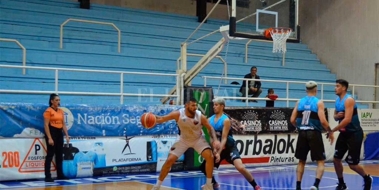 Colón goleó a Echagüe en Paraná