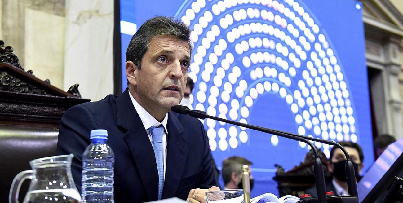 Patricia Bullrich denunció que los suegros de Sergio Massa se vacunaron en enero