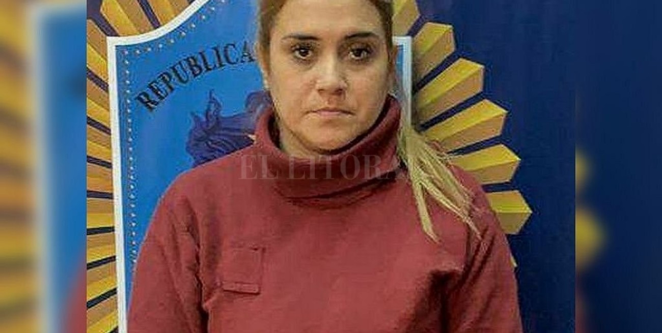 Juzgan a una policía acusada de matar a un matrimonio para robarle dinero para un viaje a Disney