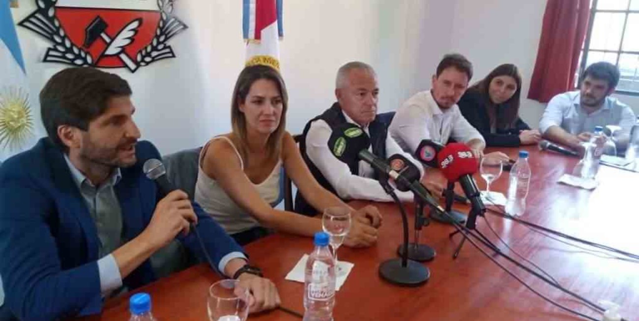 Losada: "Juntos por el Cambio está, literalmente, junto"