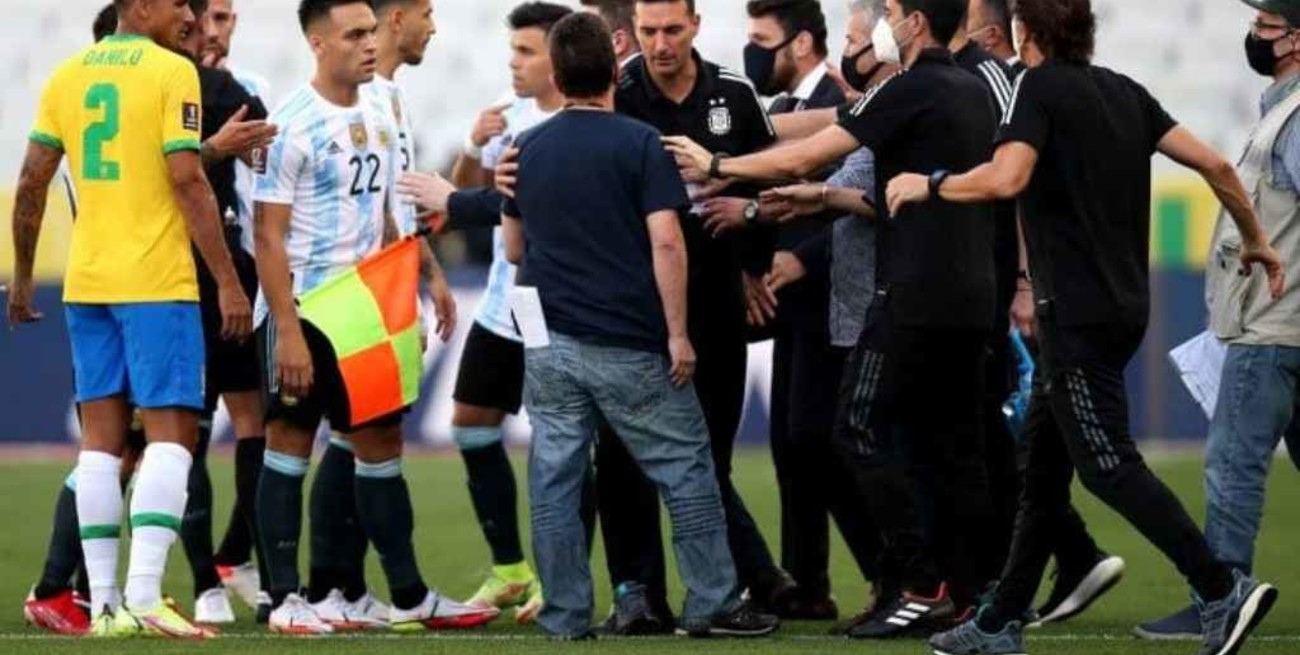 El partido suspendido entre Brasil y Argentina por Eliminatorias podría jugarse en junio