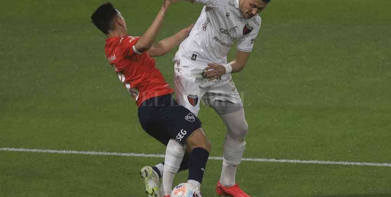 Ferreira y Lértora llegarían en condiciones para el sábado