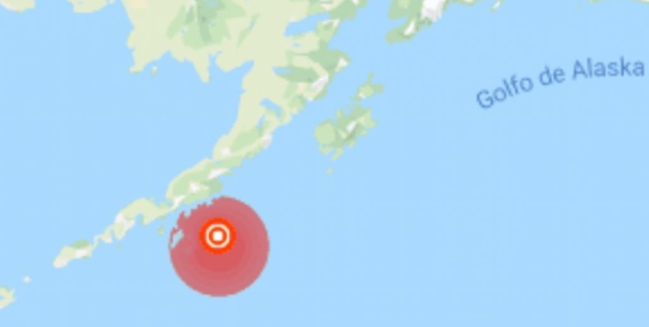 Emiten alerta de tsunami tras sismo frente a las costas de Alaska