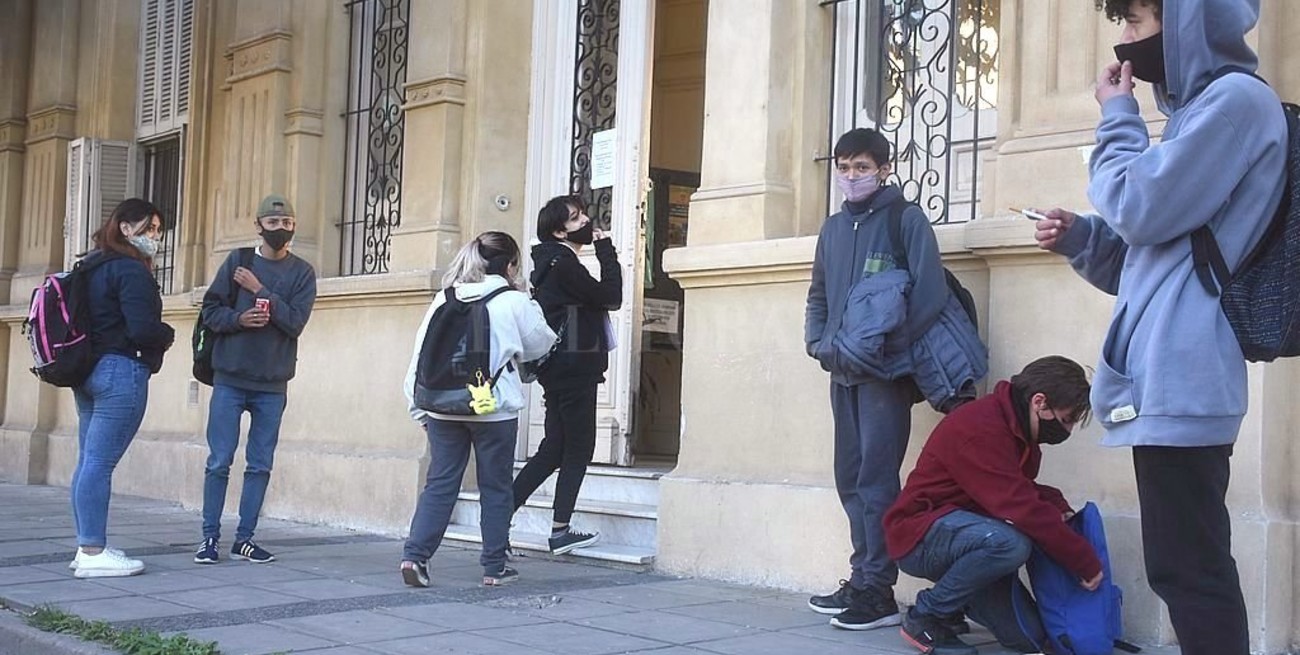 Regresaron las clases con presencialidad gradual en Santa Fe