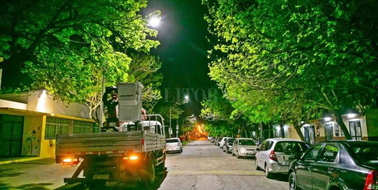 San Lorenzo: renuevan iluminación LED en barrio Fonavi Oeste
