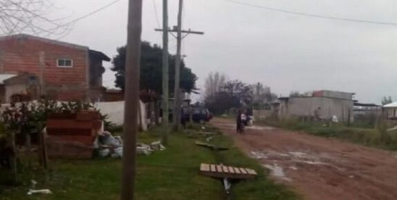 Hallaron muerta de un escopetazo a una chica en Campana y buscan a su novio