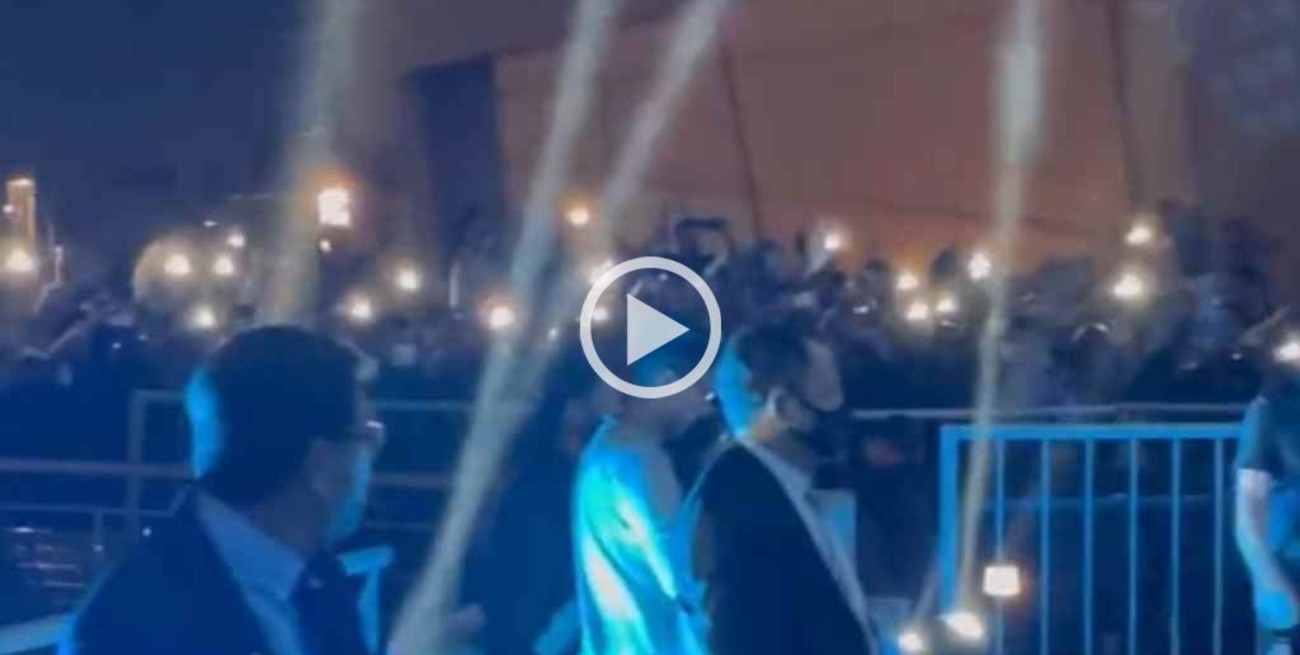 Emotivo recibimiento a la selección Argentina en su arribo a San Juan 