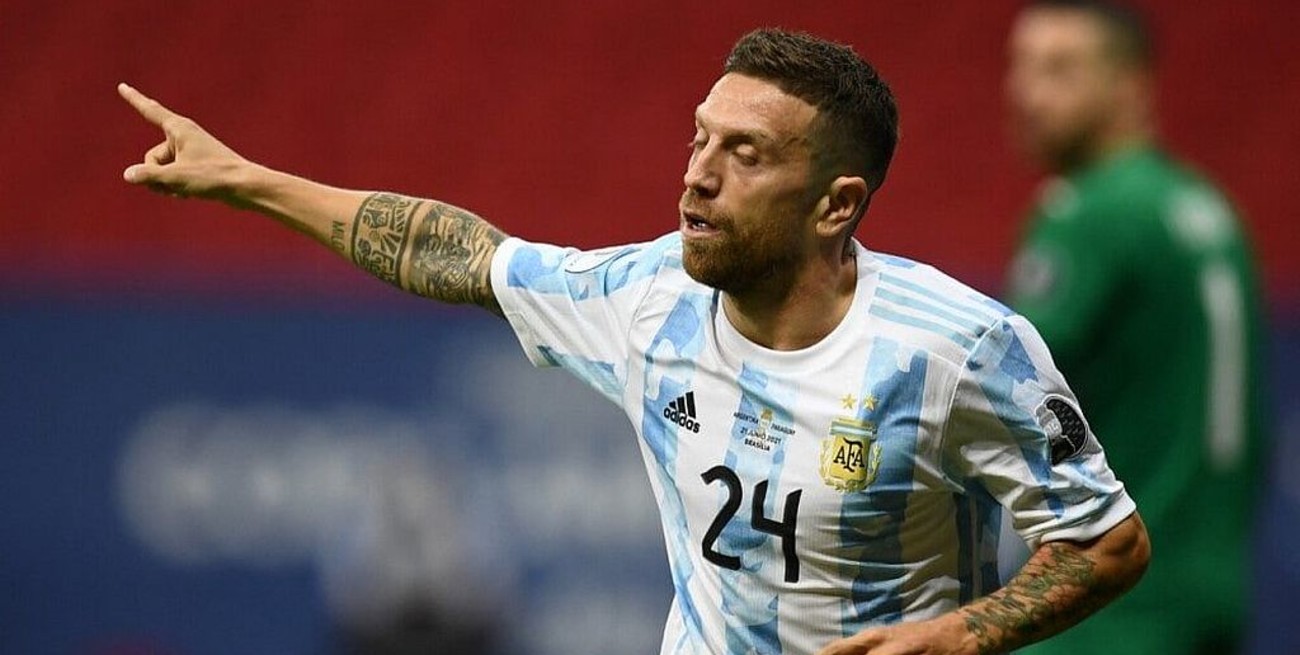 "Papu" Gómez se suma a los convocados para los partidos con Uruguay y Brasil