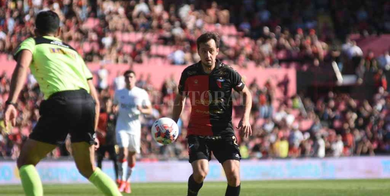Colón: Bernardi tiene chances de volver ante Platense