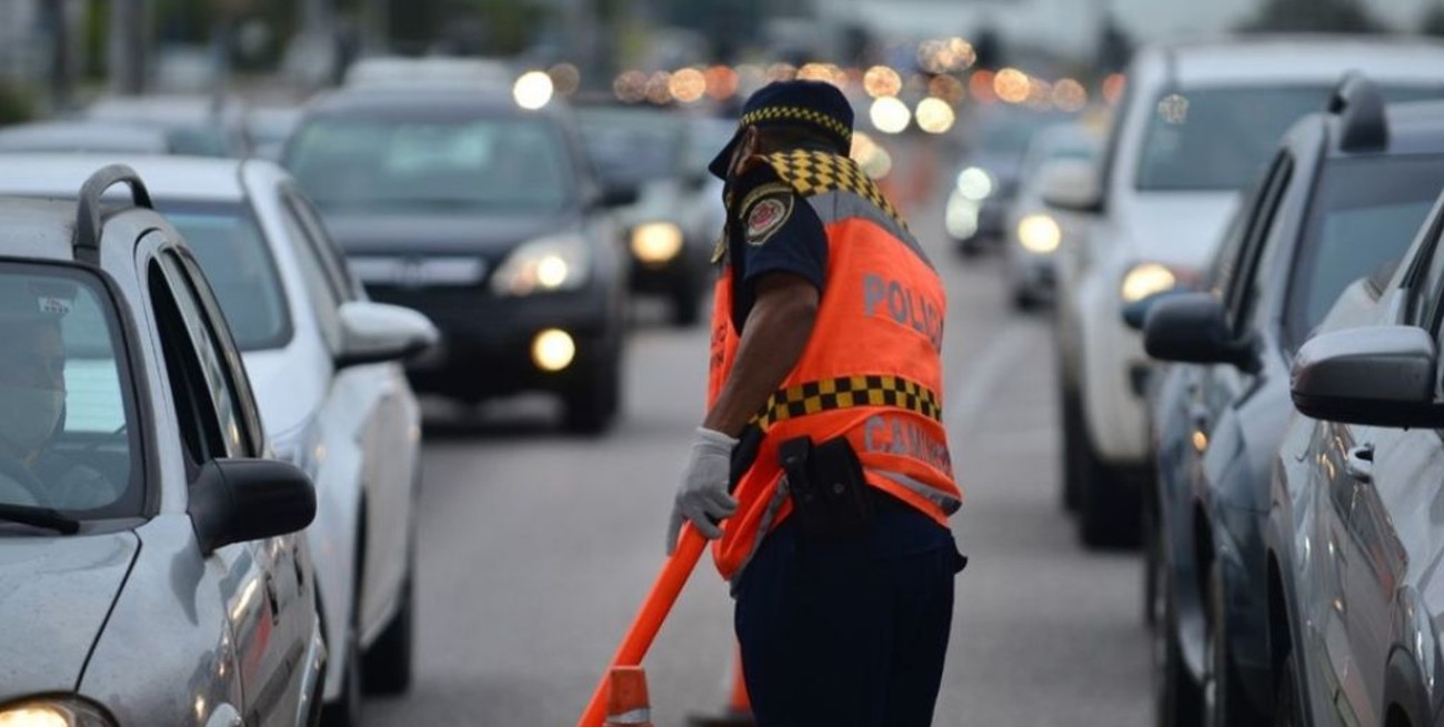 Córdoba extiende el esquema de restricciones y flexibiliza el turismo