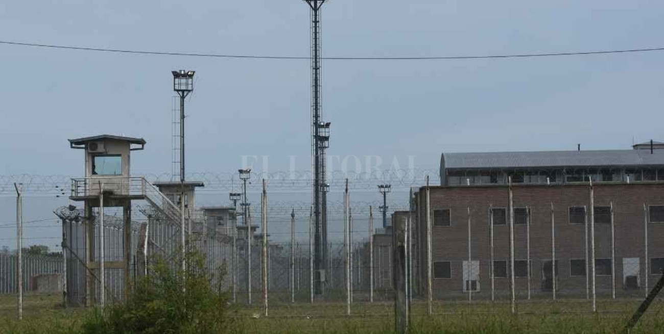 Nueve penitenciarios quedaron detenidos por favorecer la fuga de dos presos     