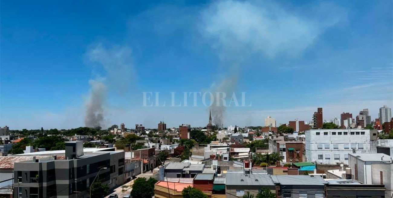 Se registran quemas de pastizales a la vera de la Ruta 168