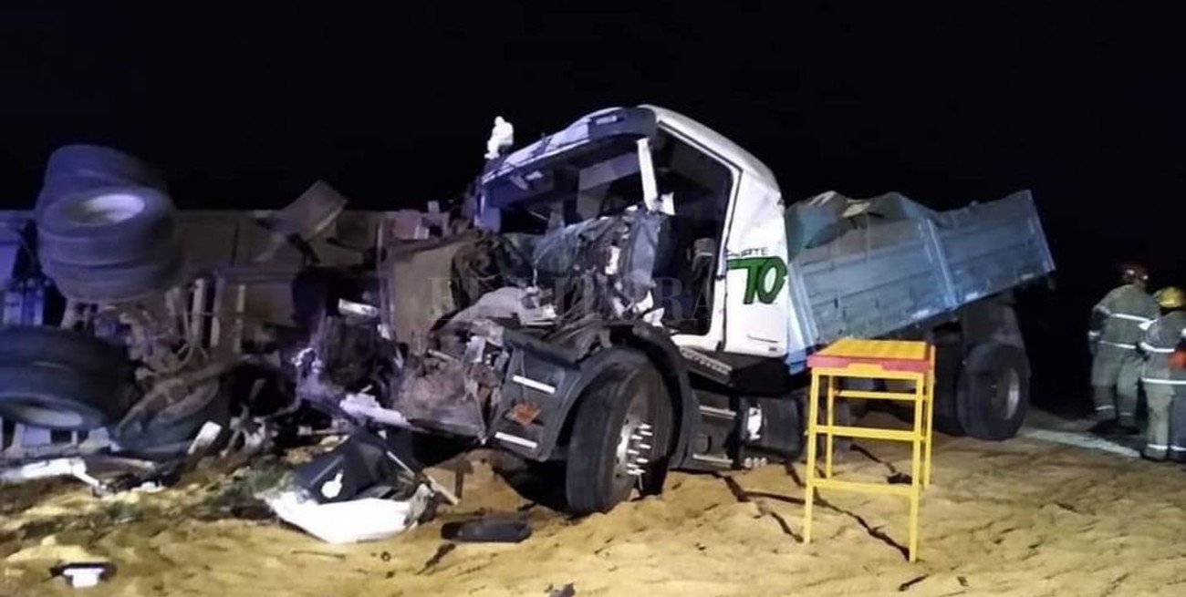 Camionero herido grave tras un triple choque