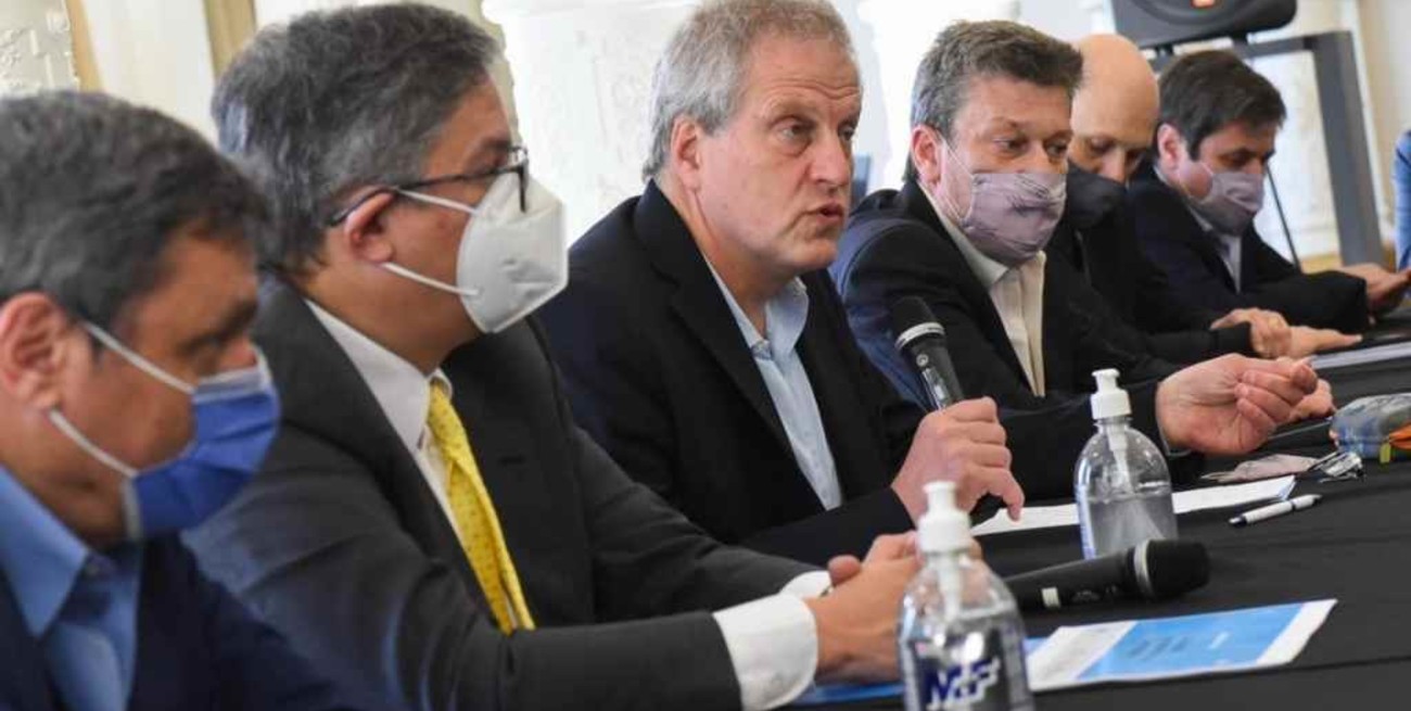 Anuncian obras para universidades de todo el país