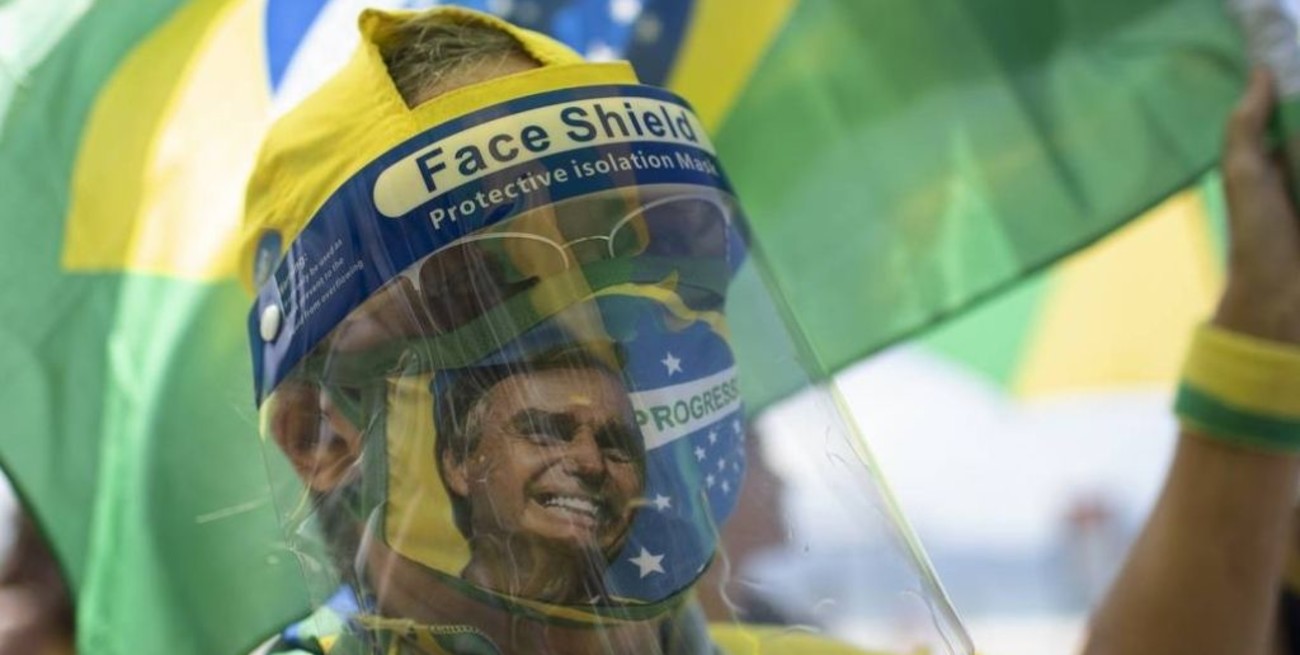 Brasil superó las 400.000 muertes por coronavirus