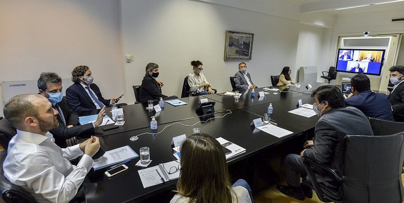 El Gobierno buscará que las jubilaciones se ajusten de nuevo por salarios y recaudación