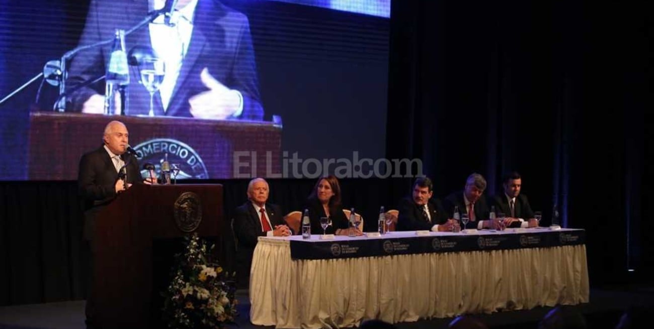 Lifschitz participó del acto por el 132º aniversario de la Bolsa de Comercio de Rosario   
