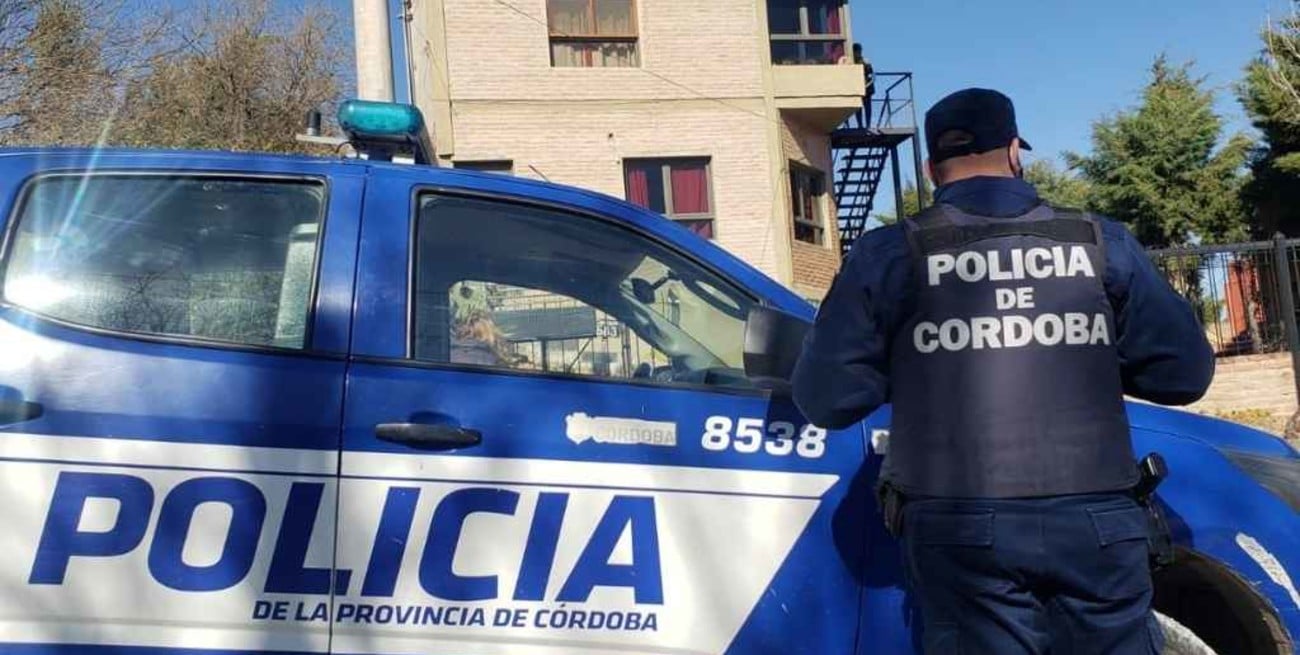 Sancionaron al comisario que sufrió el robo del auto oficial de la Policía de Córdoba