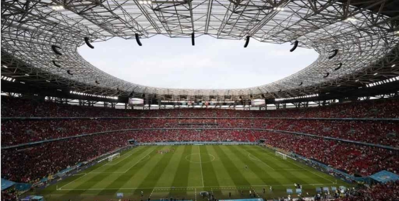 Puskás Arena, el primer estadio de fútbol que estuvo lleno de espectadores