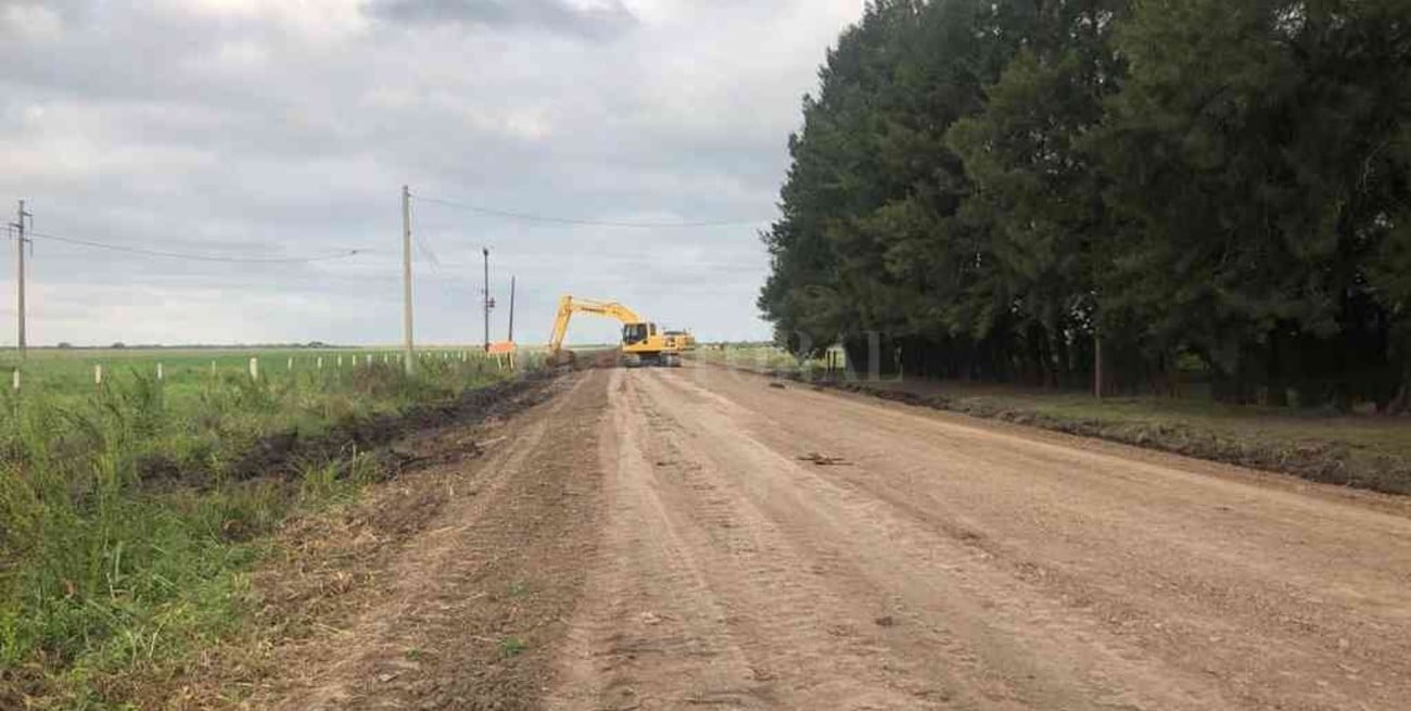 Comenzaron las obras de acceso al complejo turístico Laguna El Cristal