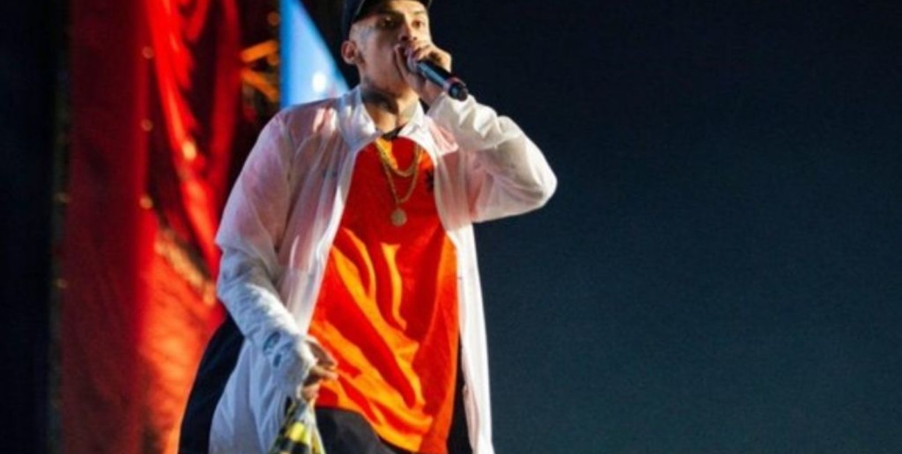 Visiblemente emocionado  L-Gante cerró su show gratuito en Tecnópolis