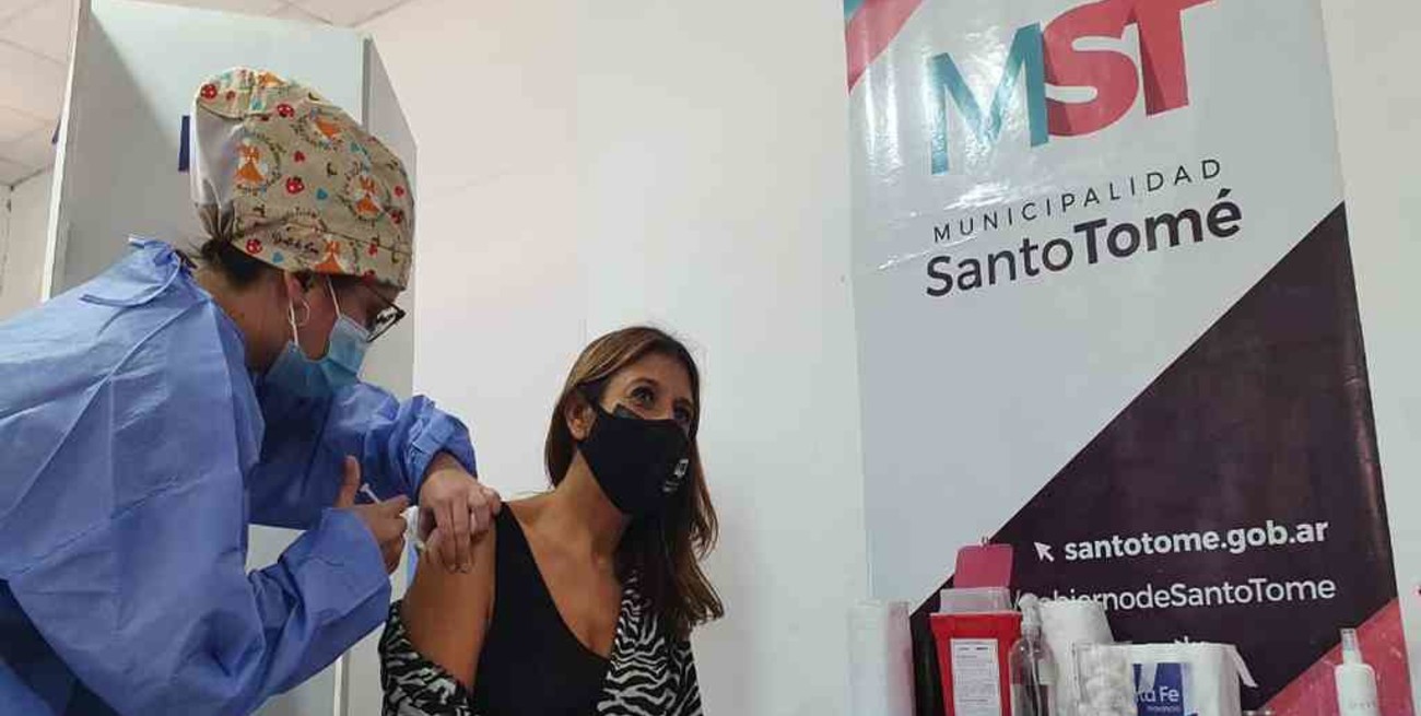 Daniela Qüesta recibió la vacuna contra el Covid