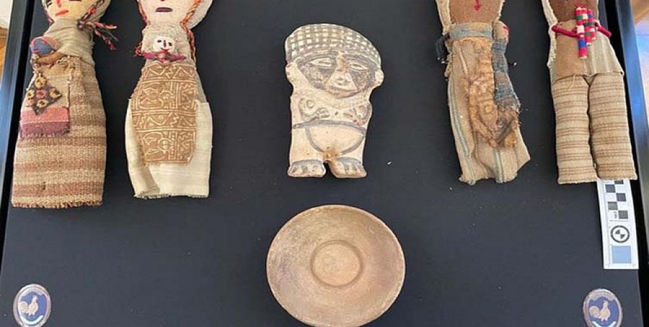 Argentina restituyó quince piezas prehispánicas al Perú que eran ofrecidas por internet