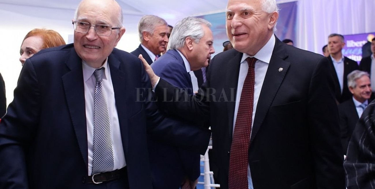 Lifschitz participó del acto por el 25° Aniversario de la Reforma de la Constitución Nacional