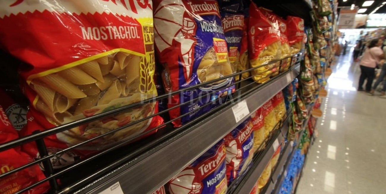 La inflación de diciembre fue del 3,8% y 2021 cerró con una suba de 50,9% 