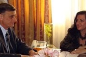 También pidió por tierras en Rosario