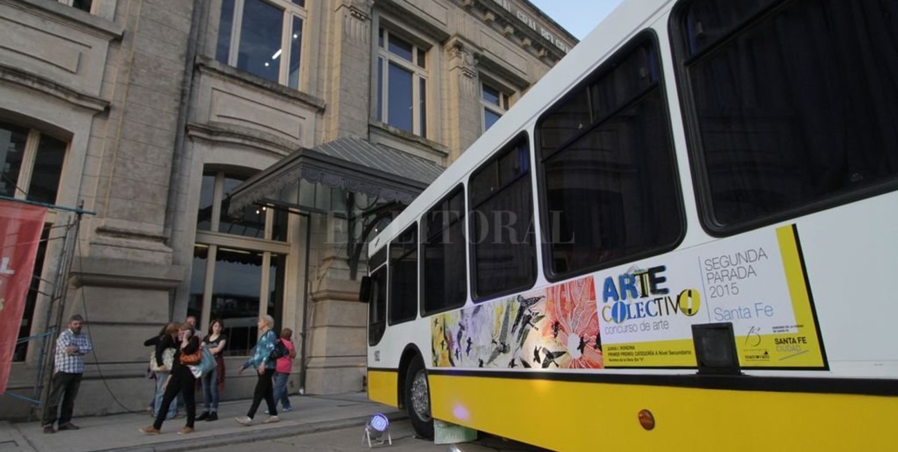 Se entregan los premios y menciones de Arte Colectivo