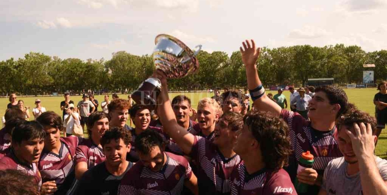 Sauce Viejo disfrutó de una jornada a puro rugby