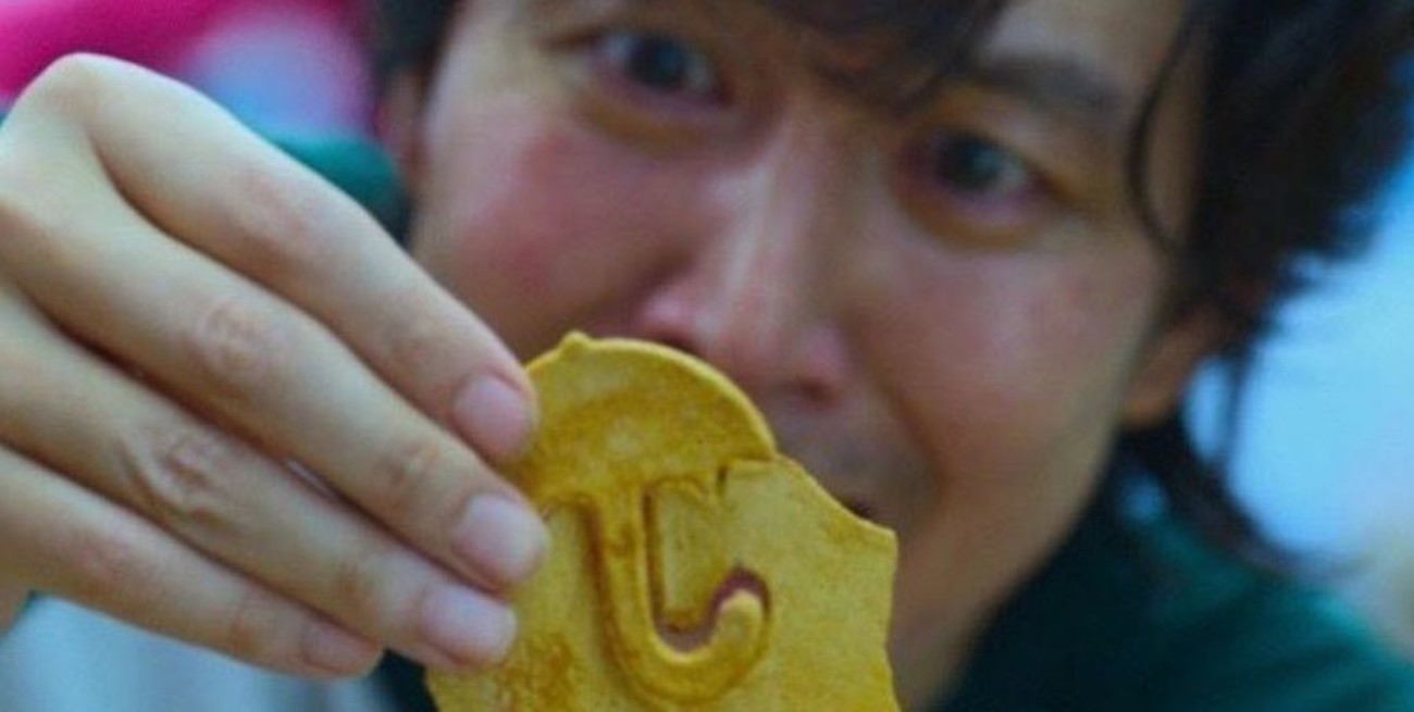 Así se hace el dalgona, la golosina de "El juego del calamar"