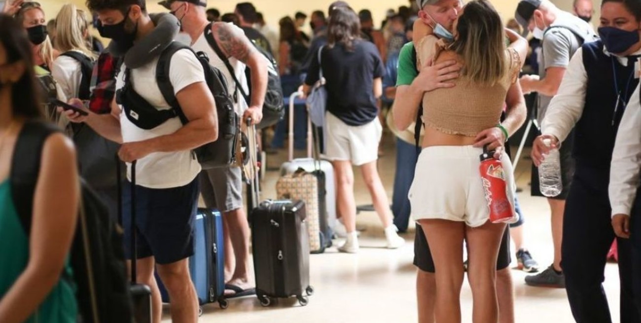 EEUU emite alerta de viaje a México por violencia y tercera ola COVID