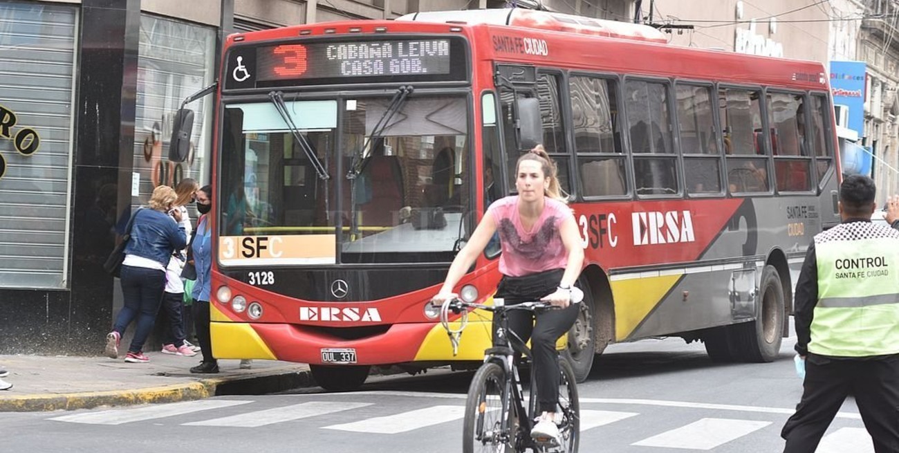 Santa Fe: plantean integrar recorridos de colectivos con otros medios de movilidad