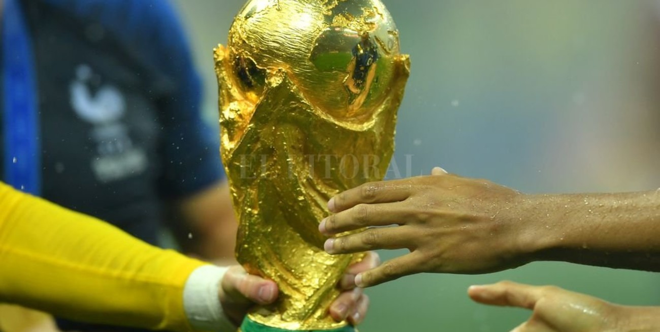 FIFA insiste con realizar el Mundial de Fútbol cada dos años