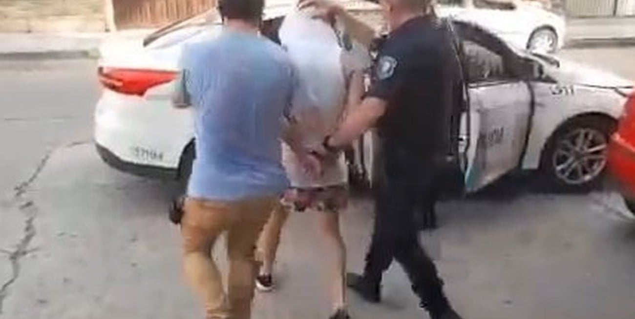 Mar del Plata: detuvieron a un médico por asaltar y "rapar" a su expareja