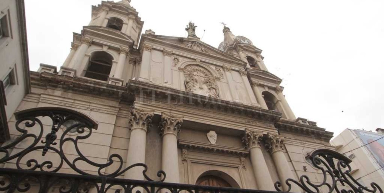 Restaurarán la Basílica Nuestra Señora del Carmen