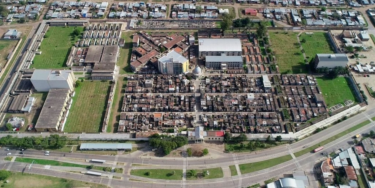 Desde este viernes se modifican los horarios en el Cementerio Municipal