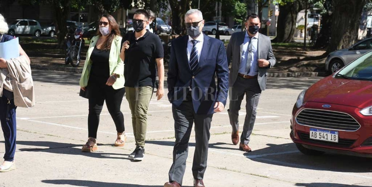 El listado completo de las 661 personas que investigan los fiscales