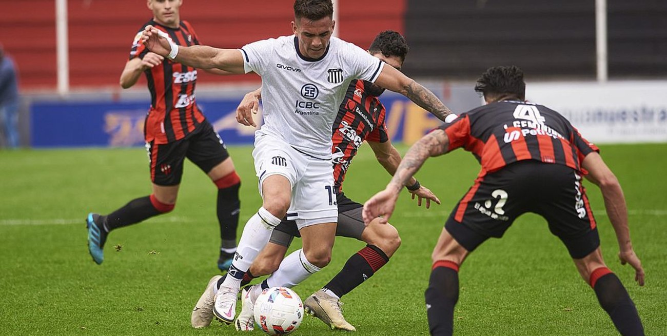Talleres cortó su racha victoriosa y empató con Patronato en Paraná